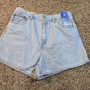Levi's Women High Waisted Mom Relaxed Fit Zip Fly Jeans Short  Size 32  Blue NWT